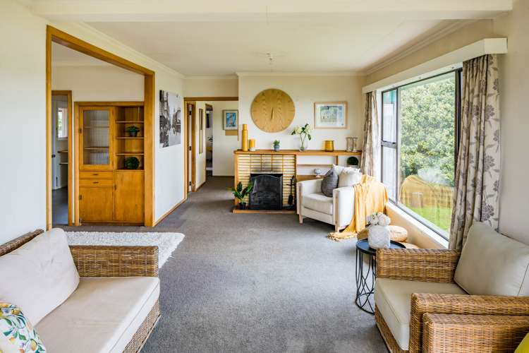 47 Kiriwai Road Paremata_5