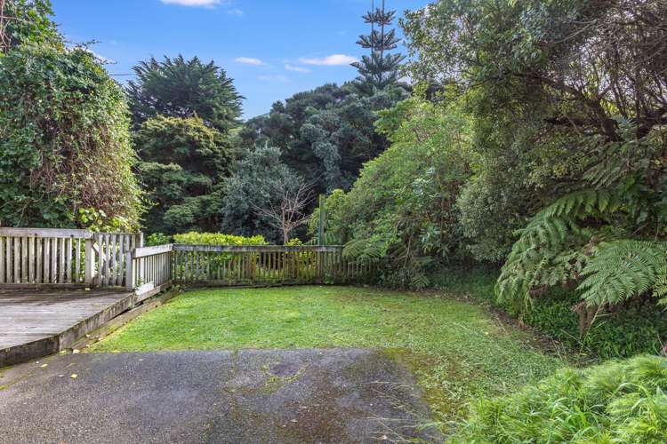 17 Kiriwai Road Paremata_17