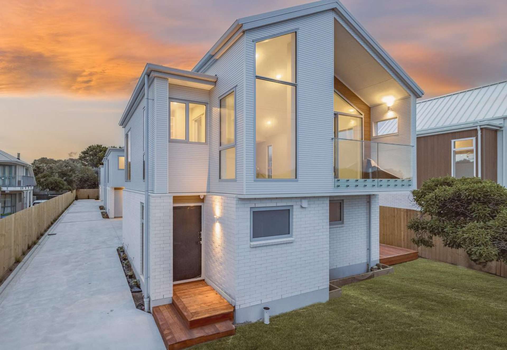 4/50 Marine Parade North New Brighton_0