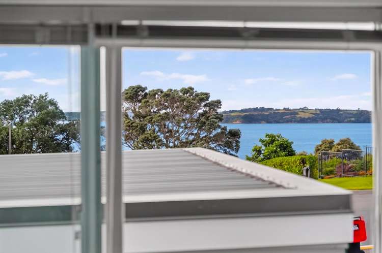43a Marellen Drive Red Beach_13