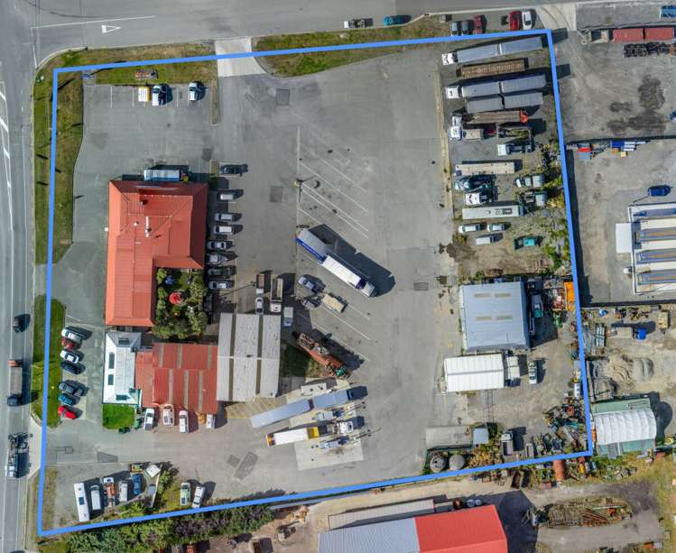 527 Sawyers Arms Road Harewood_19