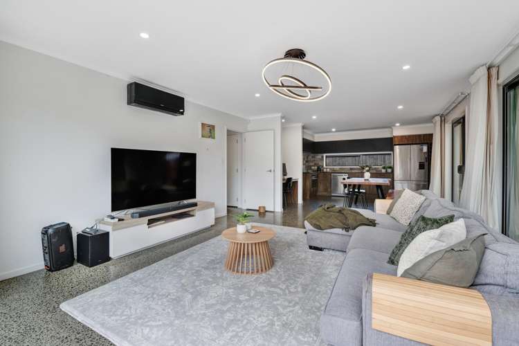 6 Urumaraki Avenue_3