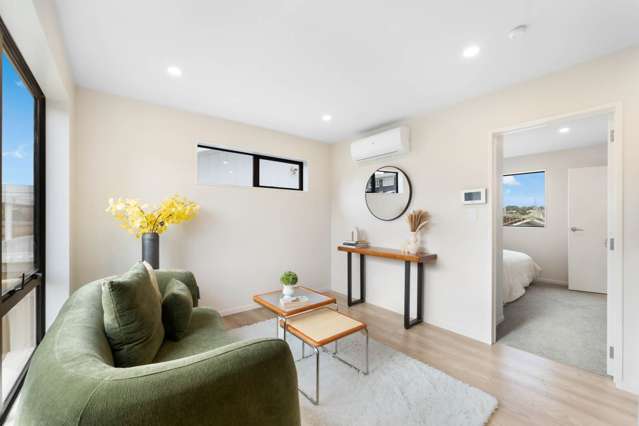 10A Helleur Road Massey_4