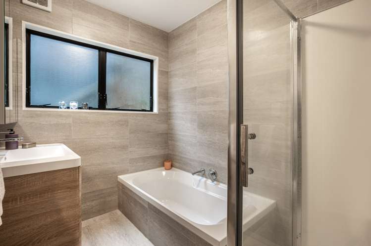 64a Ripon Crescent Meadowbank_14