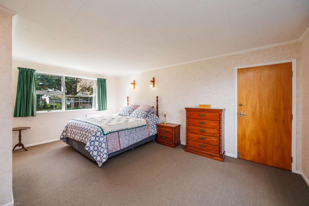 1366 Rangiotu Road_4