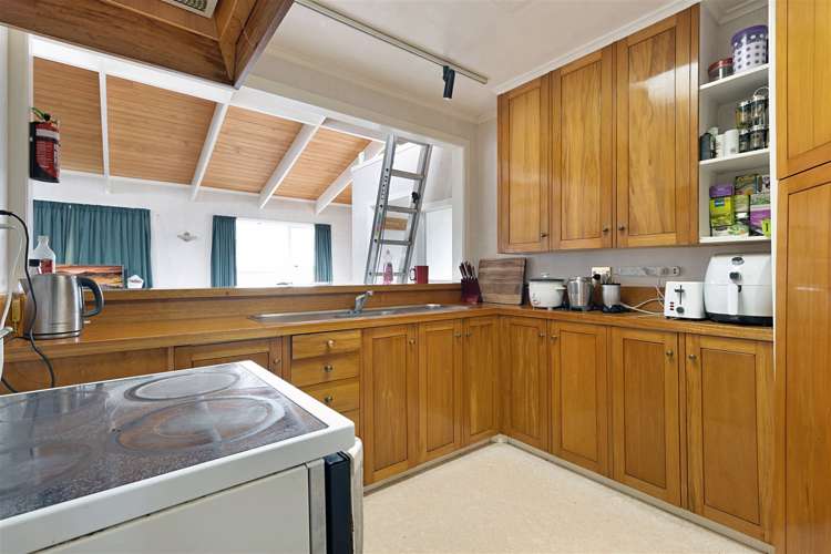 21 Martin Place Kelston_8