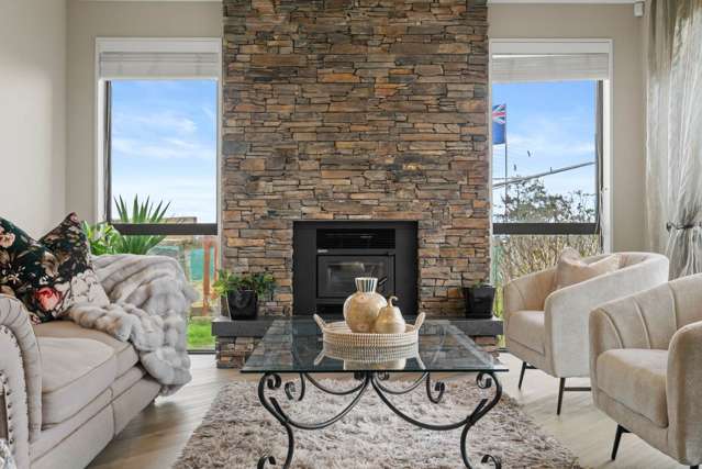 Luxury lifestyle & Views!