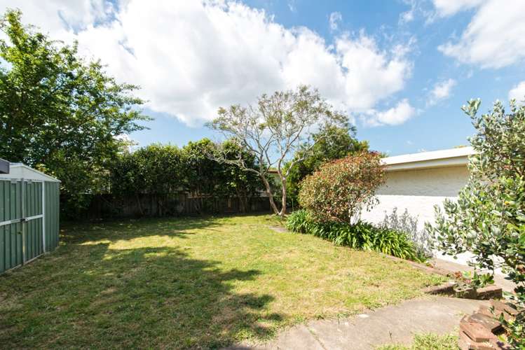 87 Gossamer Drive Pakuranga Heights_19