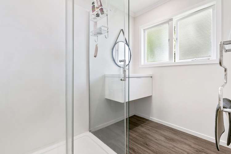 16 Kohe Street Parahaki_12