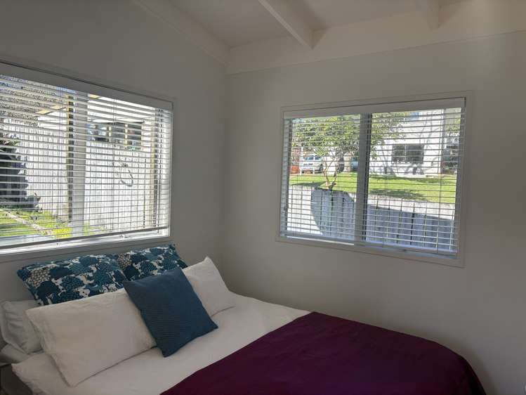 3b Maori Hut Road Red Beach_14