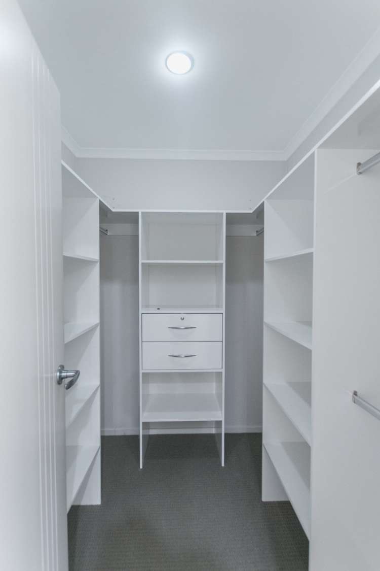 94 San Marino Drive West 11401_5