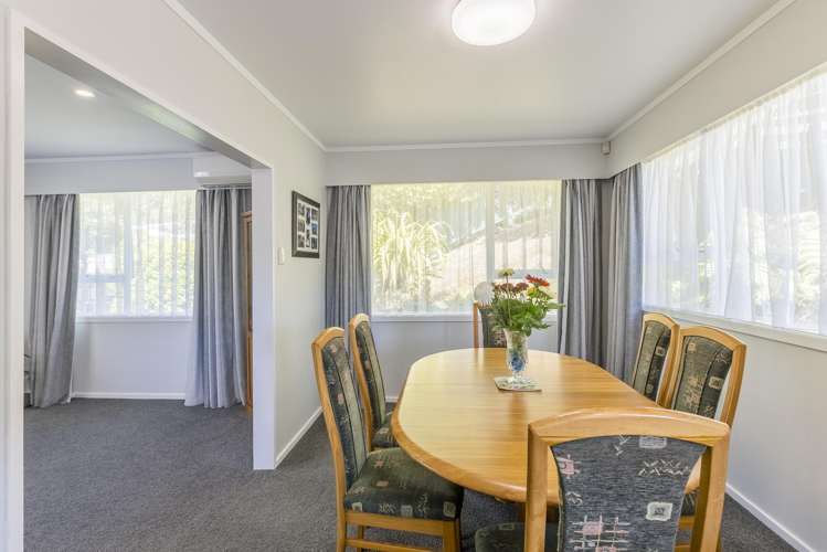 4 Sunrise Boulevard Tawa_9