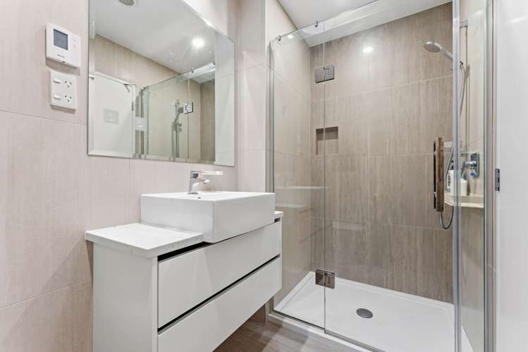 74E Langana Avenue Browns Bay_14