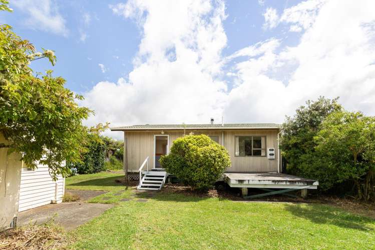 24 South Highway Whitianga_21