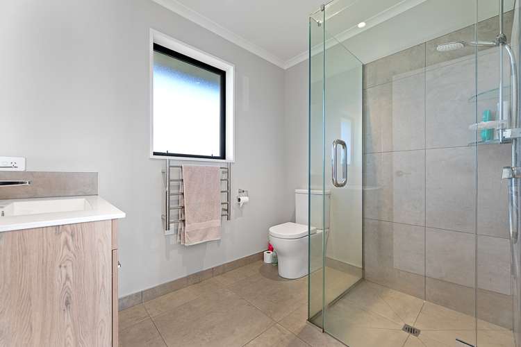 8 Nanchang Road Burleigh_14