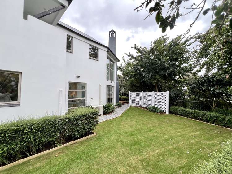 2/37 Poynder Avenue Merivale_15