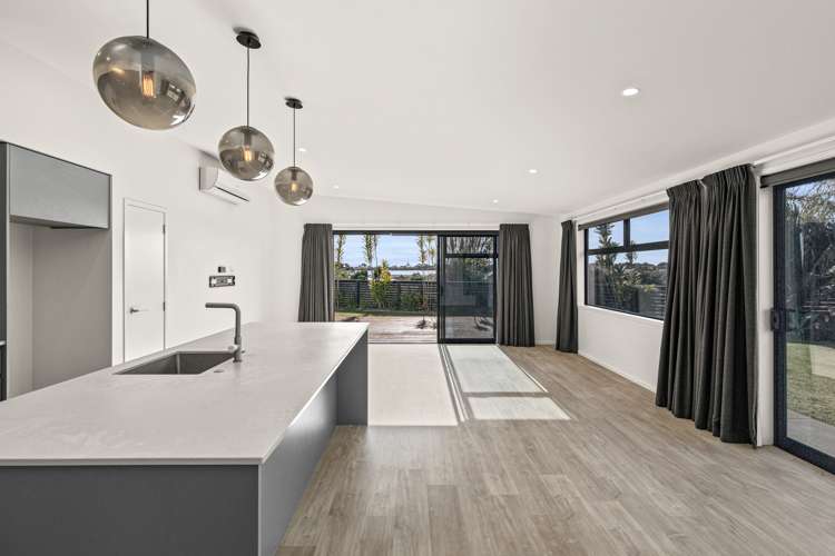 2 Piper Way Glen Avon_8