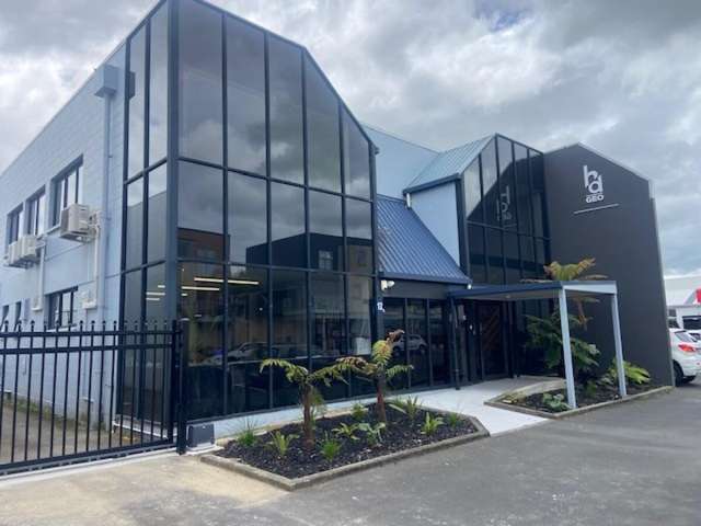 Attractive Inner City Offices on Vialou