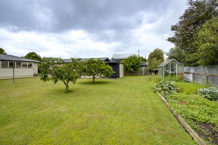 14 Dolbel Street Taradale_16
