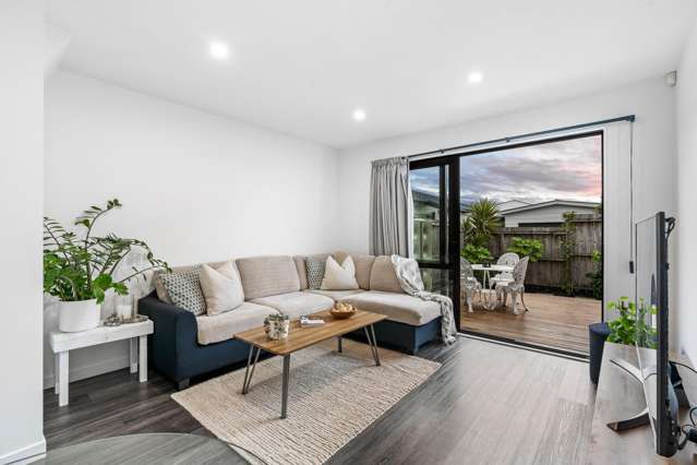 Stylish, Versatile Townhouse with Wow Factor