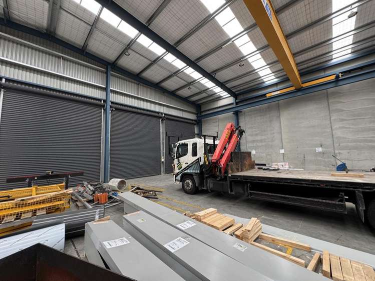 Part warehouse/18-26 Jamaica Drive Grenada North_4