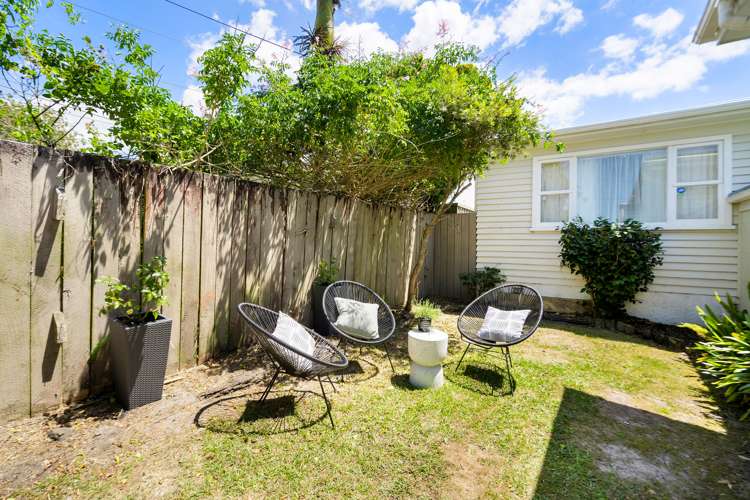 1/2 Tiri Tiri Road Birkdale_23