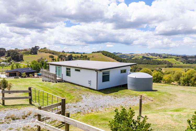 129 Petley Road Paparoa_4