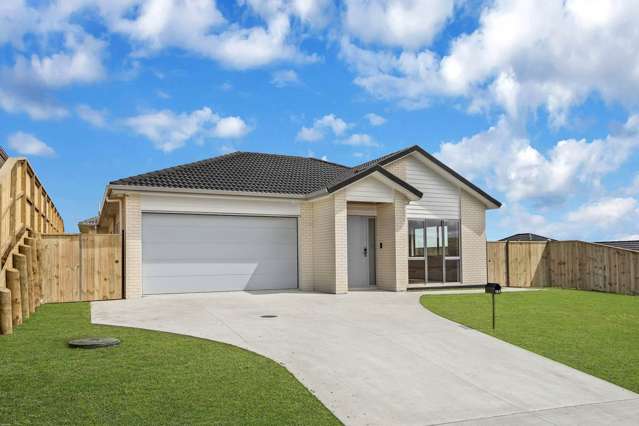 Experience the Pinnacle of Modern Living – Bra...