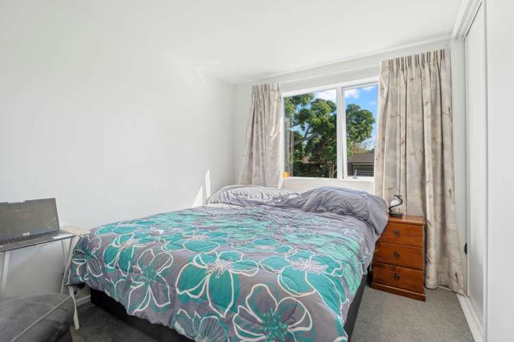 8 Evanda Crescent Conifer Grove_11