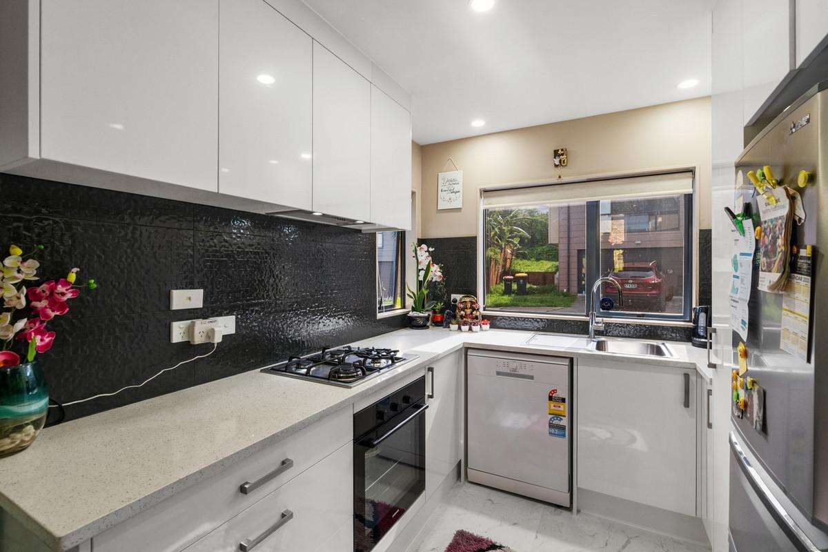 85 Malaspina Place_3