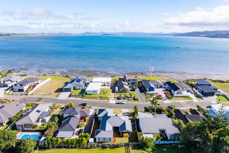 33 Karoro Road One Tree Point_7