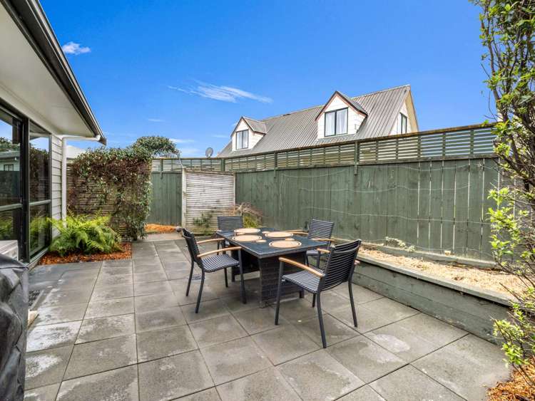 34 Dahlstrom Grove Kelvin Grove_25