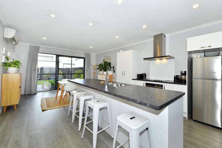 27 William Dawson Crescent Wigram_1