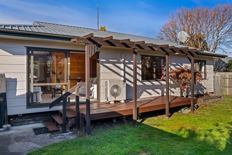 2/74 Aorangi Road Bryndwr_22