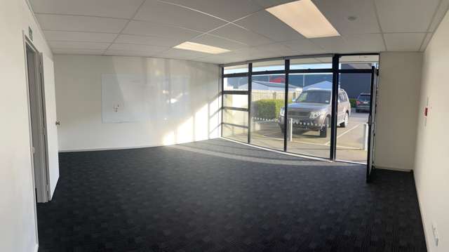 Riccarton Modern Office Unit with Parking