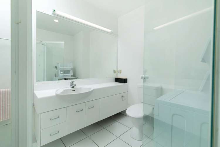 2D/221 Sunset Road Sunnynook_12