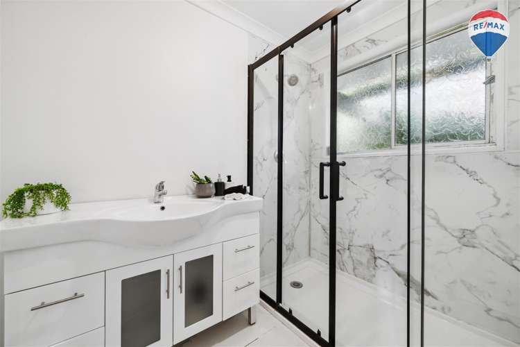 35 August Street Stokes Valley_5