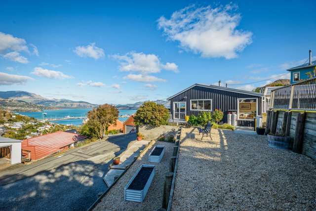 8 Days Road Lyttelton_1