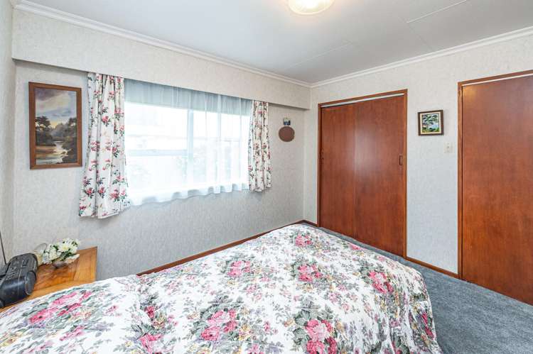 69 Exeter Crescent Springvale_11