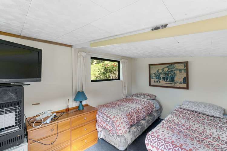 1021 Te Waitere Road Taharoa_12