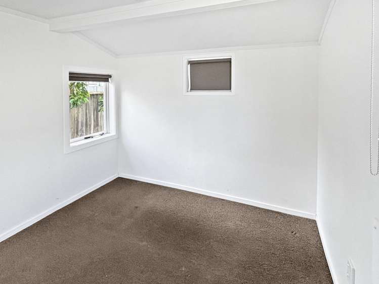 205 Lascelles Street 10482_5