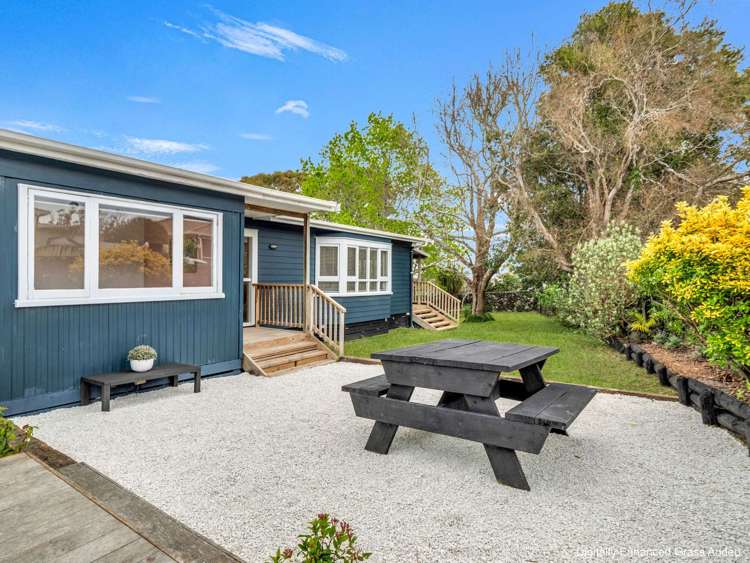 1 Melia Place Stanmore Bay_31