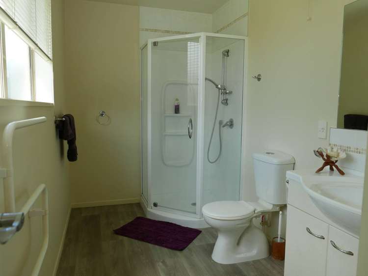 5 Richard Seddon Drive Northwood_17