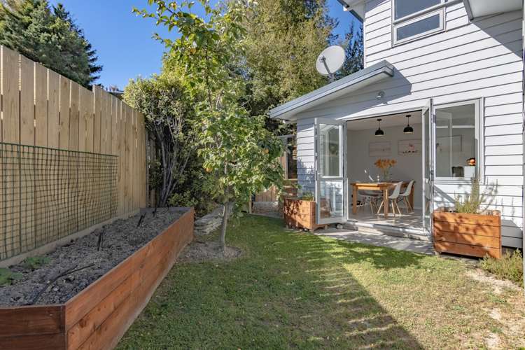 2/27 Au Redfern Terrace Arthurs Point_15