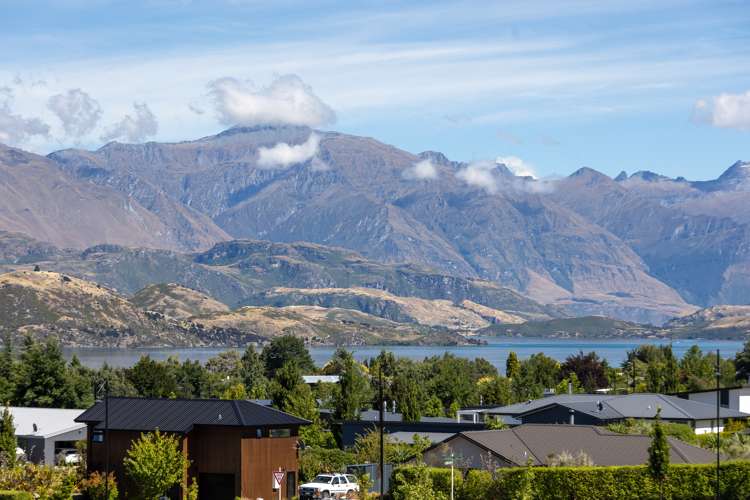 17 Whio Crescent Wanaka_0