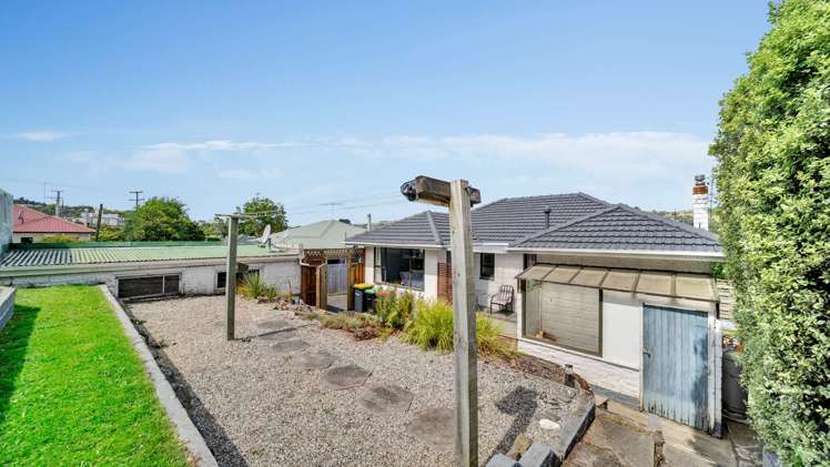 54 Waldron Crescent Green Island_26