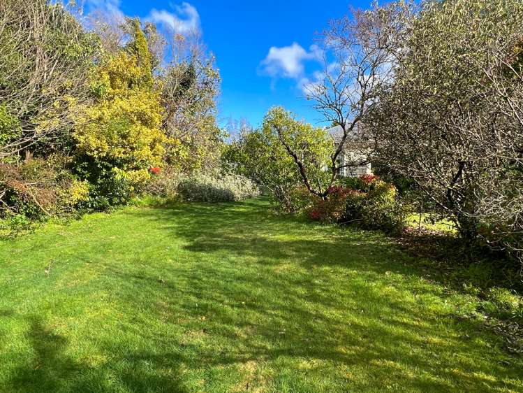 32 Clifton Avenue Carterton_18