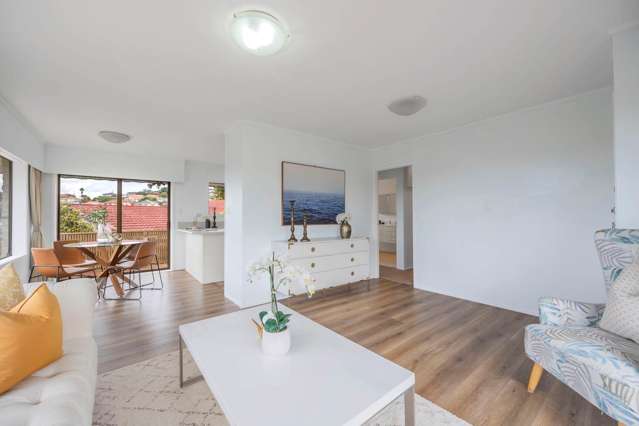 1/84 Velma Road Hillcrest_2