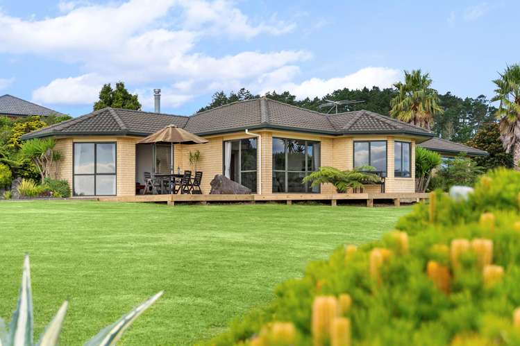 337 Macwhinney Drive_0