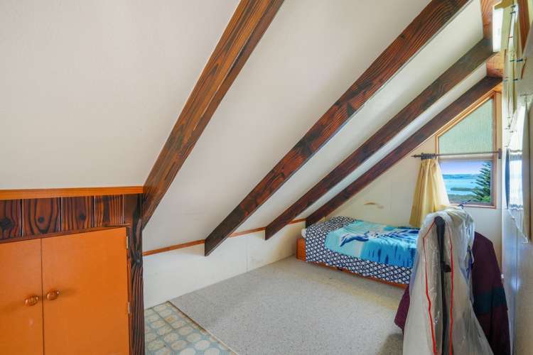 72 West View Crescent Onerahi_32